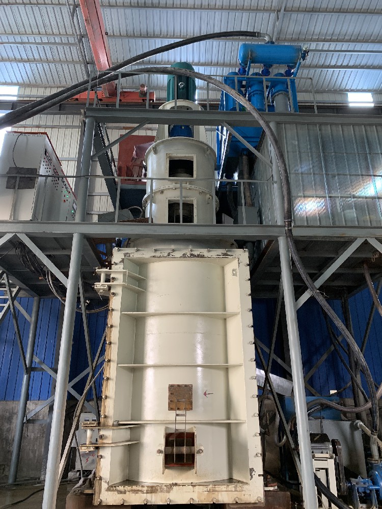 立式攪拌球磨機(jī)唐山客戶使用現(xiàn)場(chǎng)